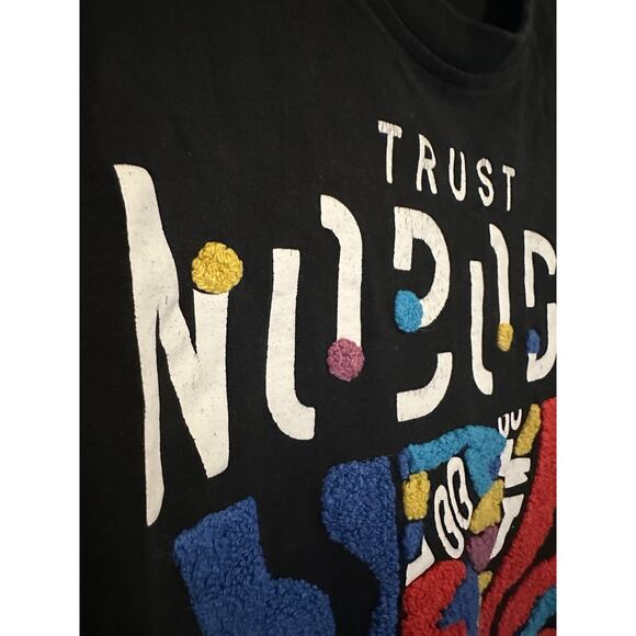 VGUC Switch Remarkable TRUST NOBODY Sz XL Short Sleeve Black Red White Design - Picture 6 of 12